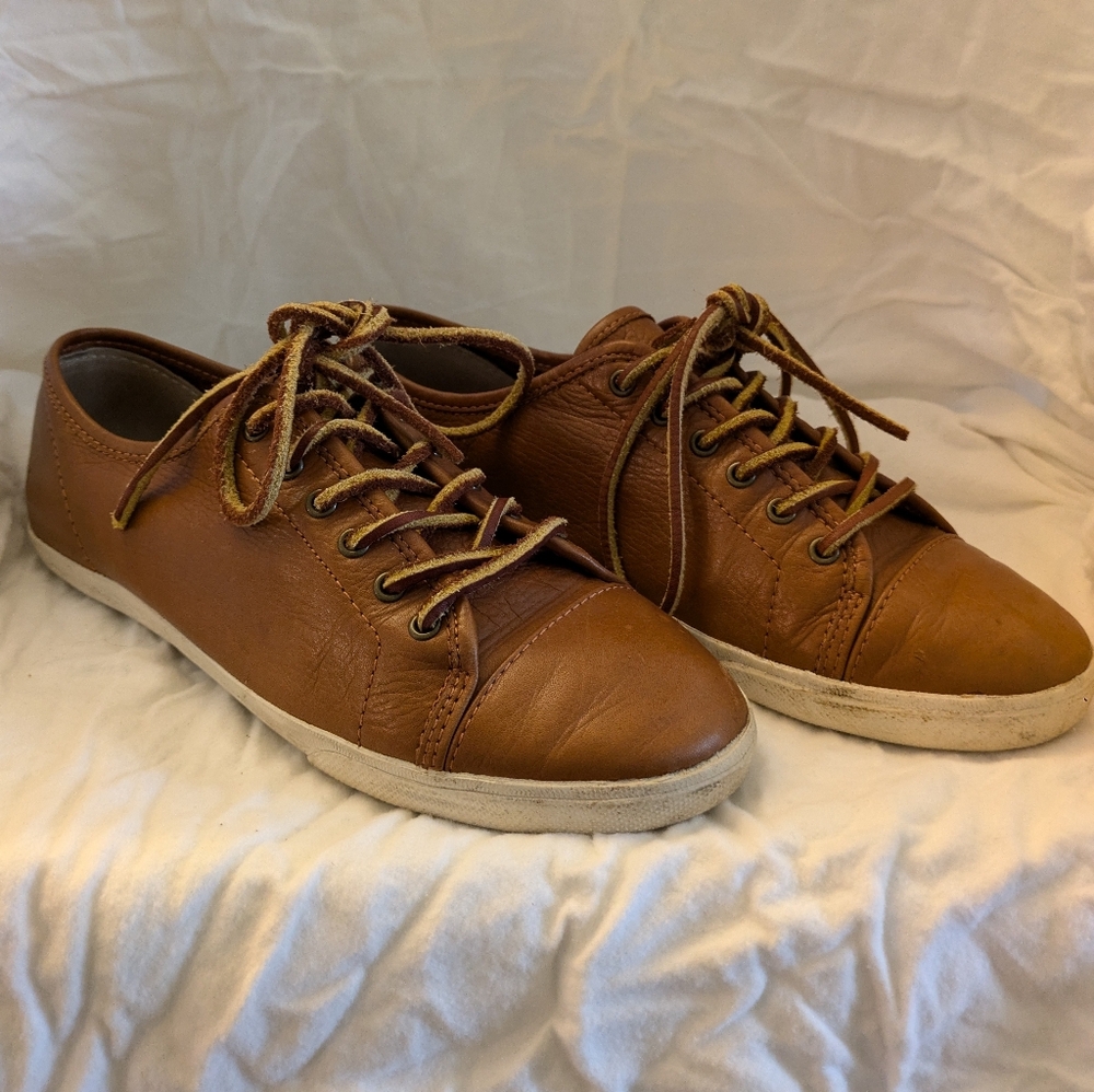 Frye Mindy Low Size 8